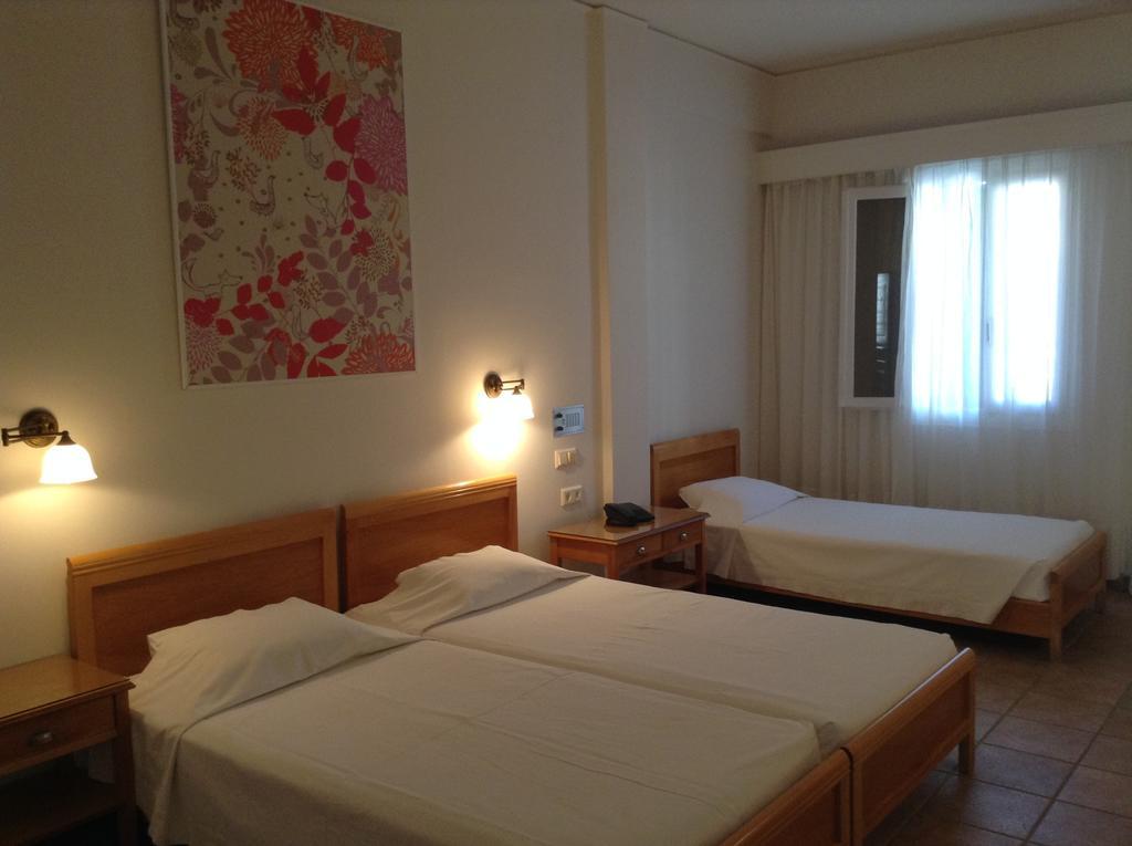 Rose Bay Hotel Kamari  Luaran gambar